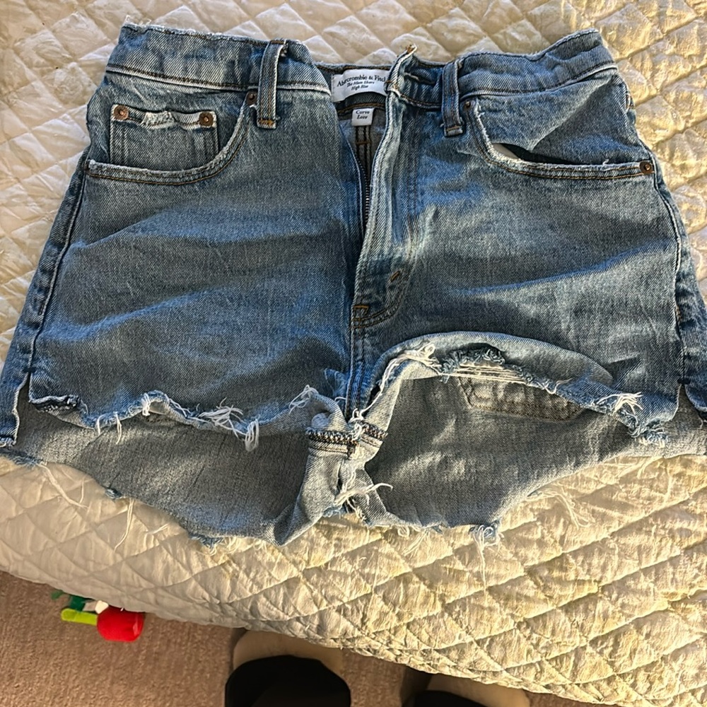 Abercrombie High Rise denim short